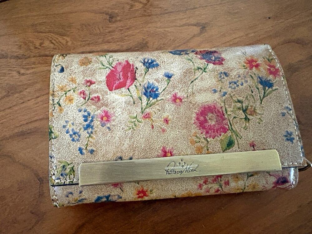 Patricia Nash Cametti Prairie Rose Leather RFID Trifold Wallet Floral